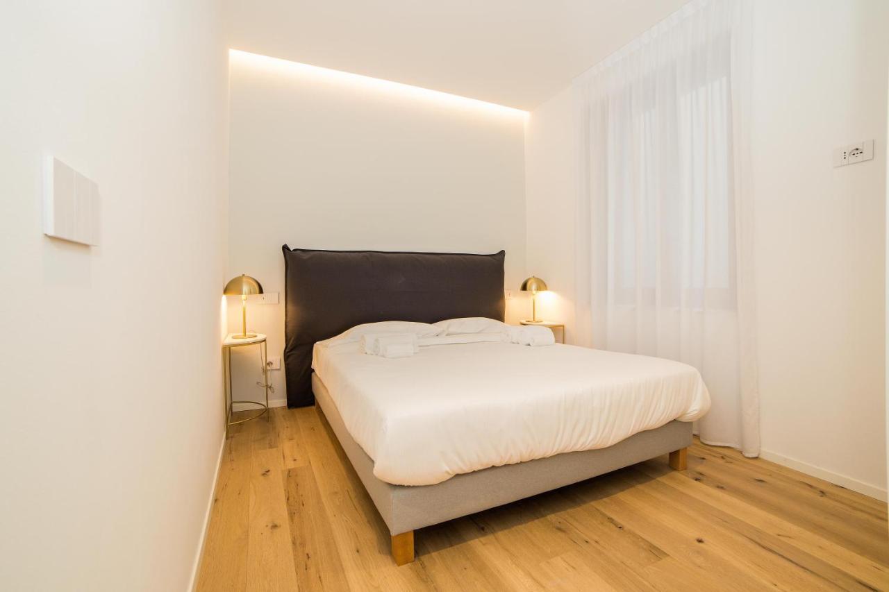 Milan Chic Luxury Apartments-Hosted By Sweetstay Exterior photo