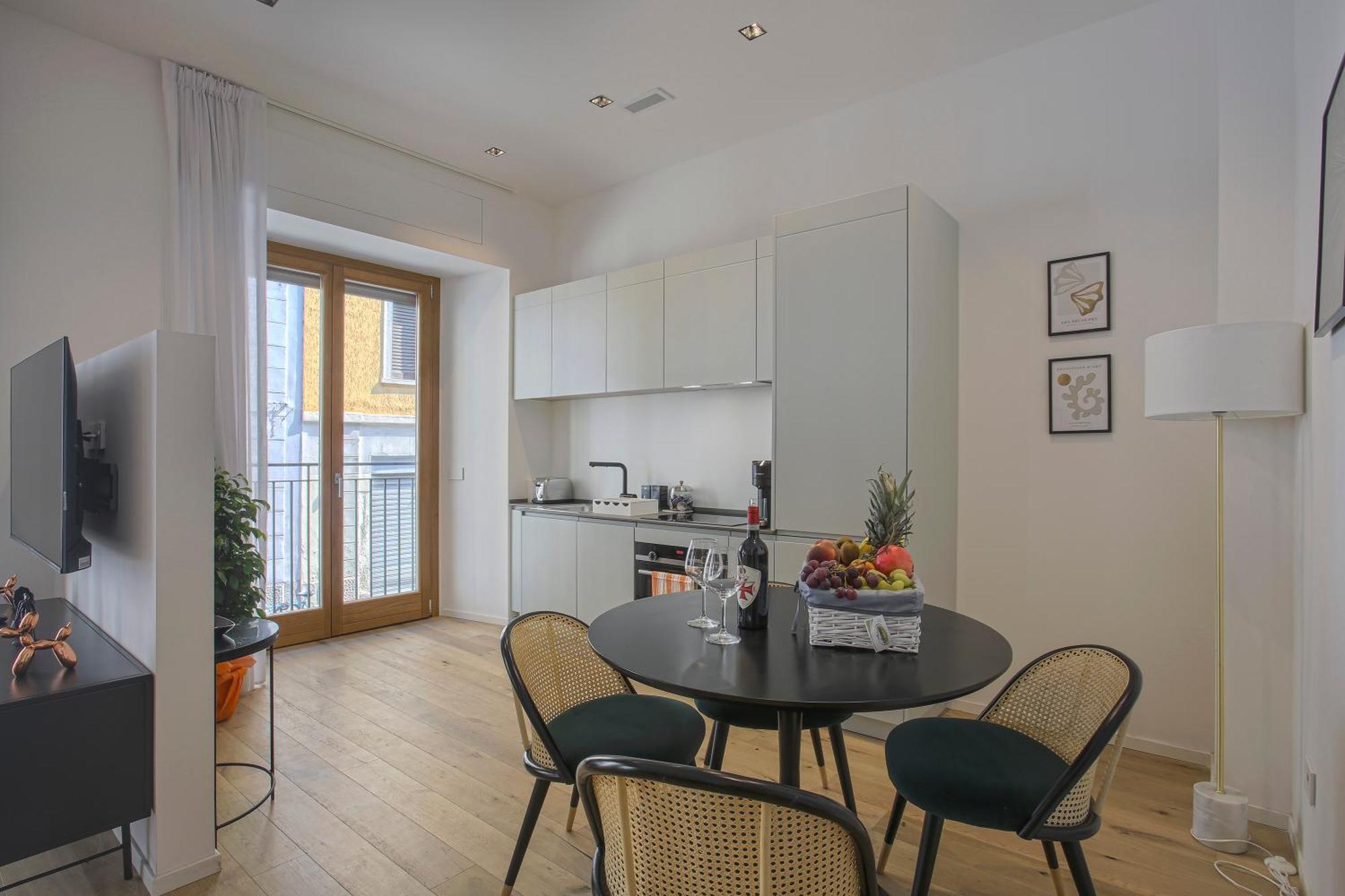 Milan Chic Luxury Apartments-Hosted By Sweetstay Exterior photo